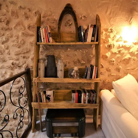 Wabisabi Townhouse * Montejo de la Vega de la Serrezuela