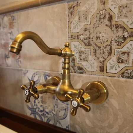 Wabisabi Townhouse Ferienhaus Montejo de la Vega de la Serrezuela