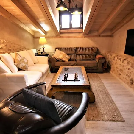 Wabisabi Townhouse *