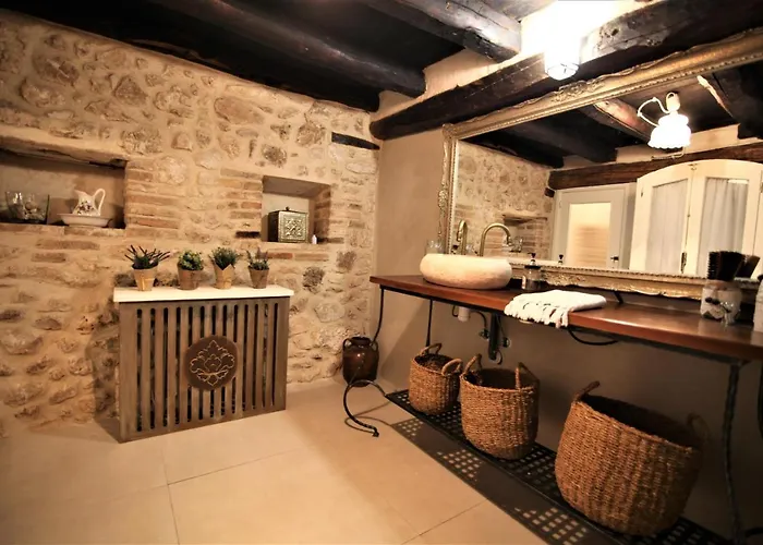 Wabisabi Townhouse Vakantiehuis Montejo de la Vega de la Serrezuela