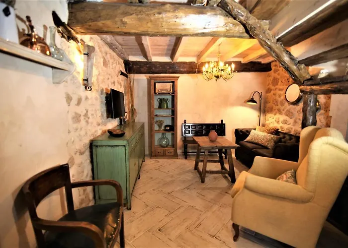 Wabisabi Townhouse * Montejo de la Vega de la Serrezuela